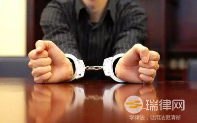 检察院批捕不批捕会通知家属和律师吗（ 检察院不批捕是否告知律师）